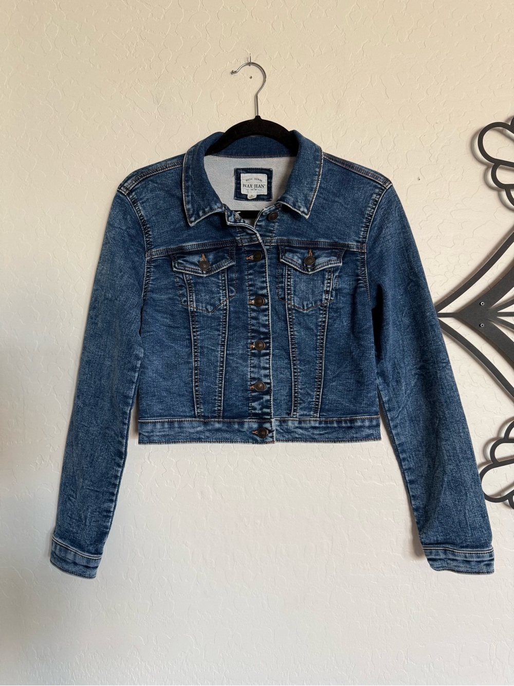 WAX JEAN Basic Denim Cropped Trucker Jacket Medium Wash Small